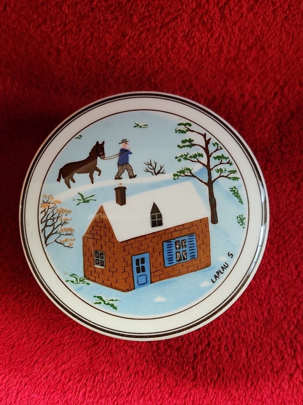 Villeroy & Boch Design Naif Porcelain Lidded Trinket Box Winter Scene